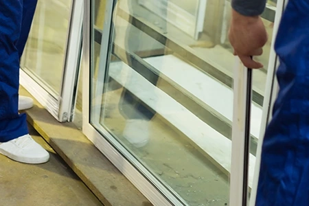 Commercial Glass Repair Technician in Palm Coast, FL