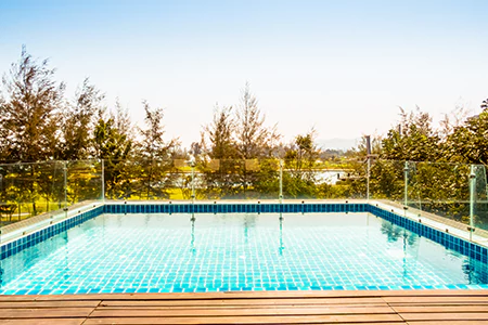 Cost of Glass Pool Fence Repair in Palm Coast, FL